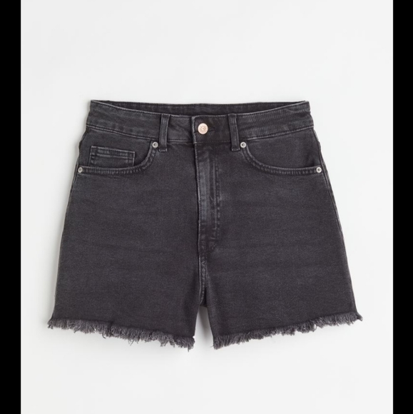 NWT! H&M Women's High Waist DENIM Shorts Washed Black Denim - Picture 1 of 4
